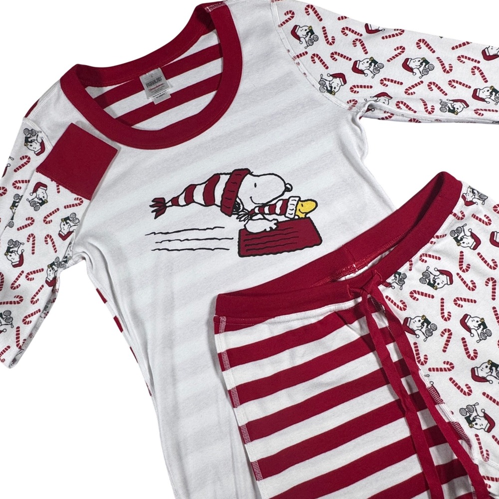 Hanna Andersson Peanuts Pajama Set Women Small Red White Snoopy Holiday NEW‎